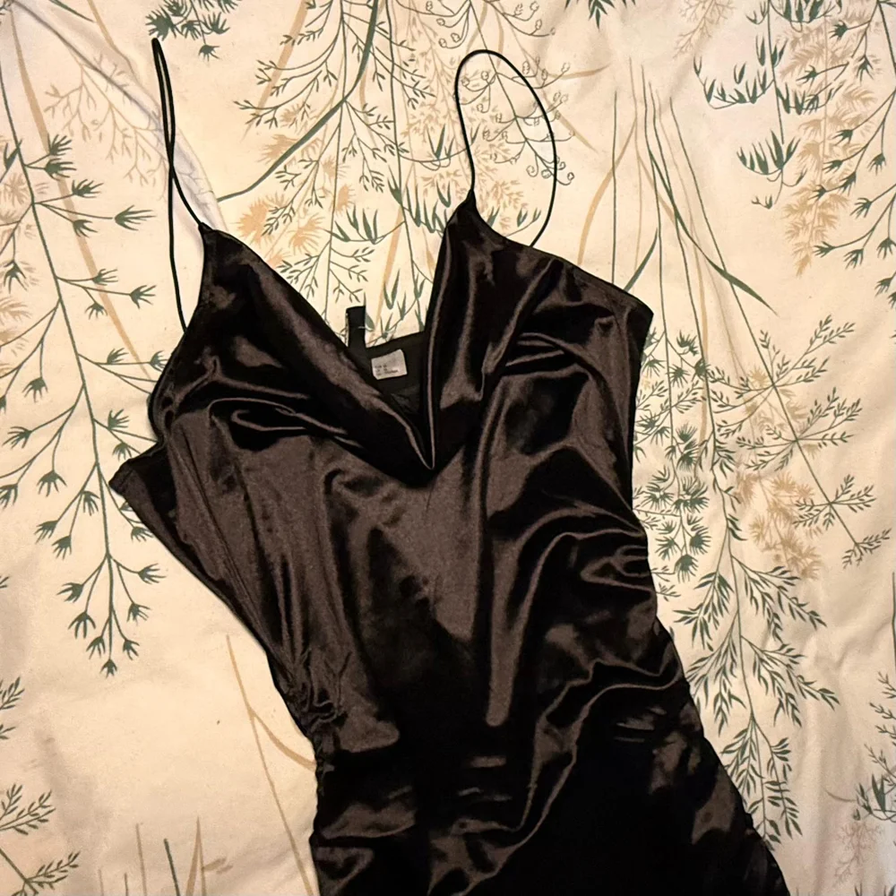 H&M Midi Dresses