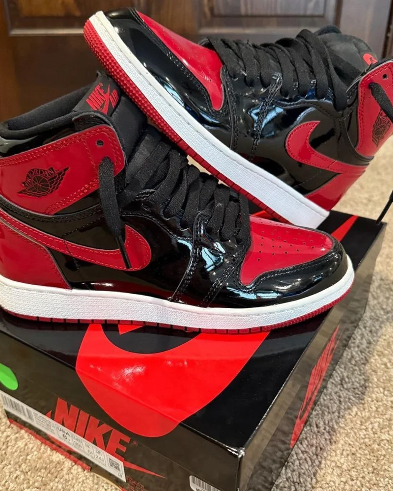 Nike Sneakers