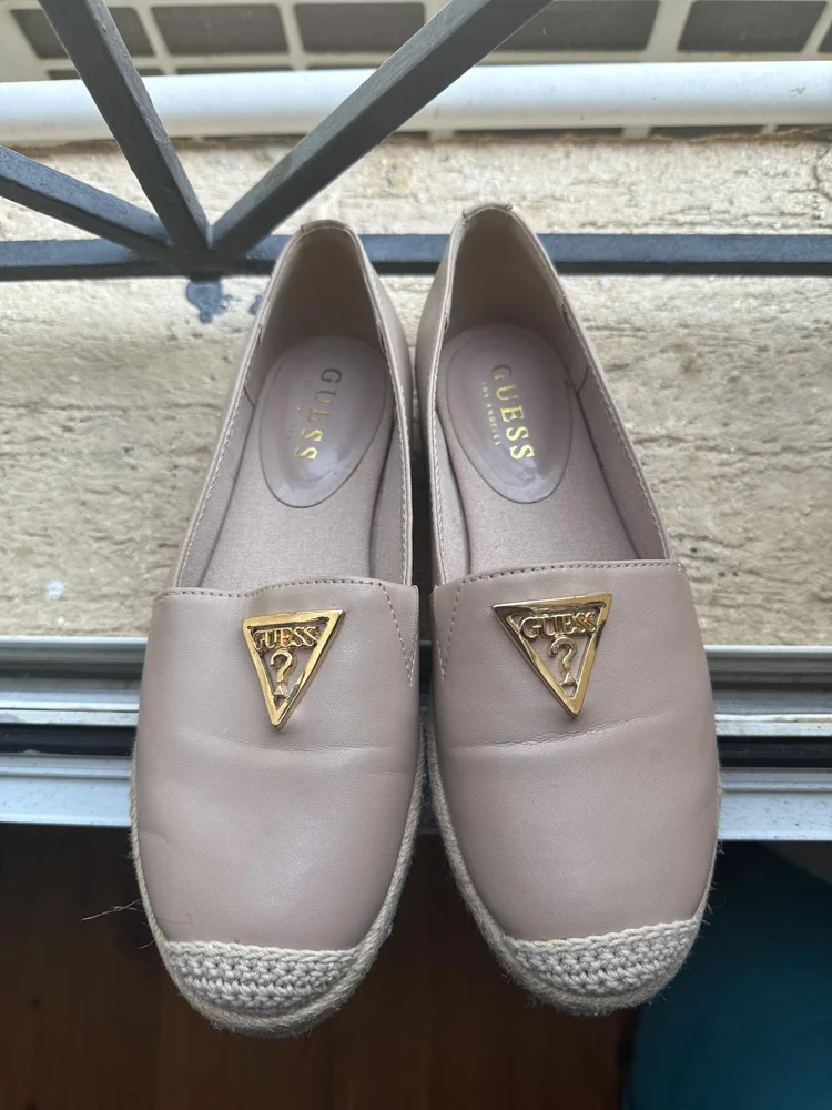 GUESS Loafers