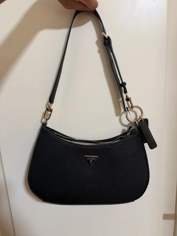 GUESS Shoulder Bag