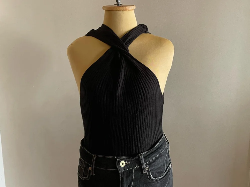PrettyLittleThing Halter Tops, size L / 40 / 12, photo 3