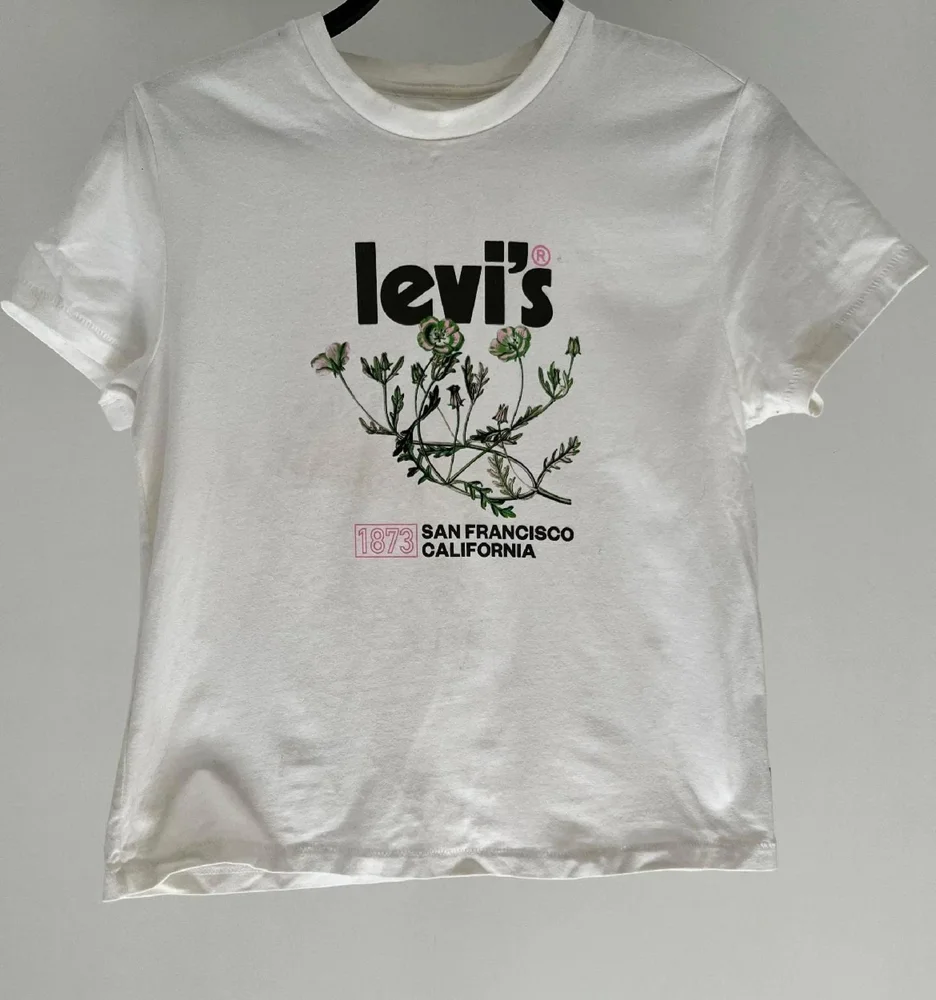 Levi's T-shirts, size XS / 34 / 6, photo 2