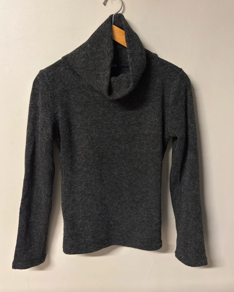 Sweaters & Pullovers
