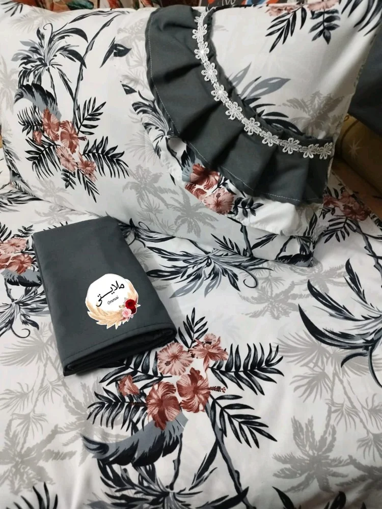 Blankets / throws
