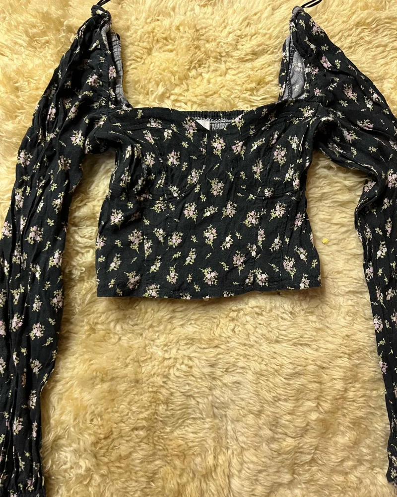 H&M Blouses