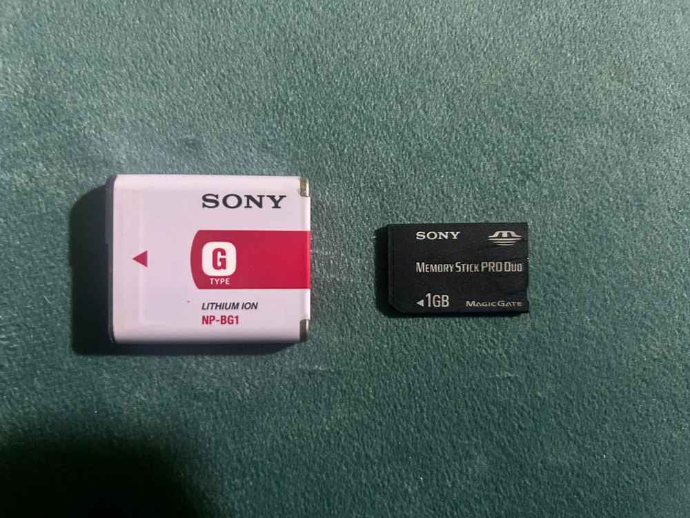 Sony Digital Cameras, size Other, photo 3