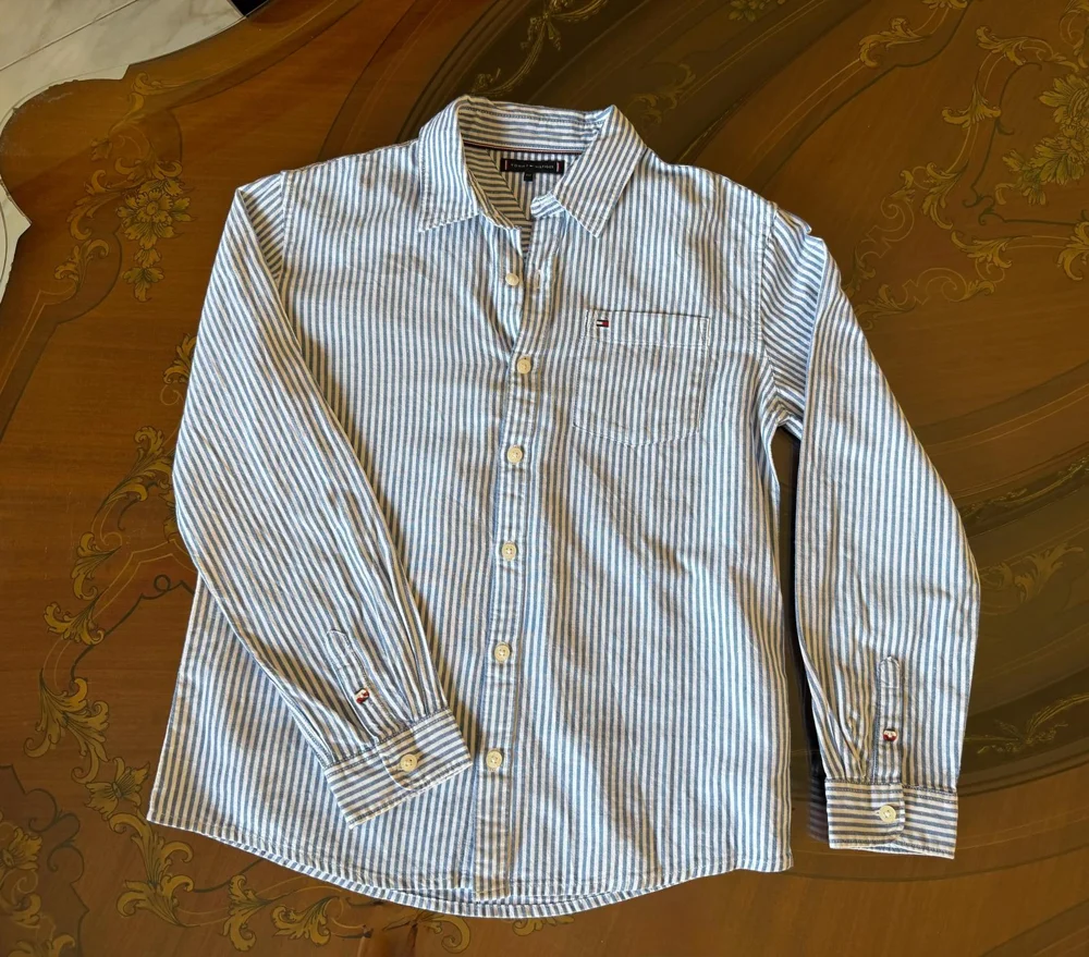 Tommy Hilfiger Tops