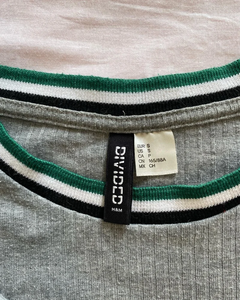 H&M T-shirts, size S / 36 / 8, photo 3