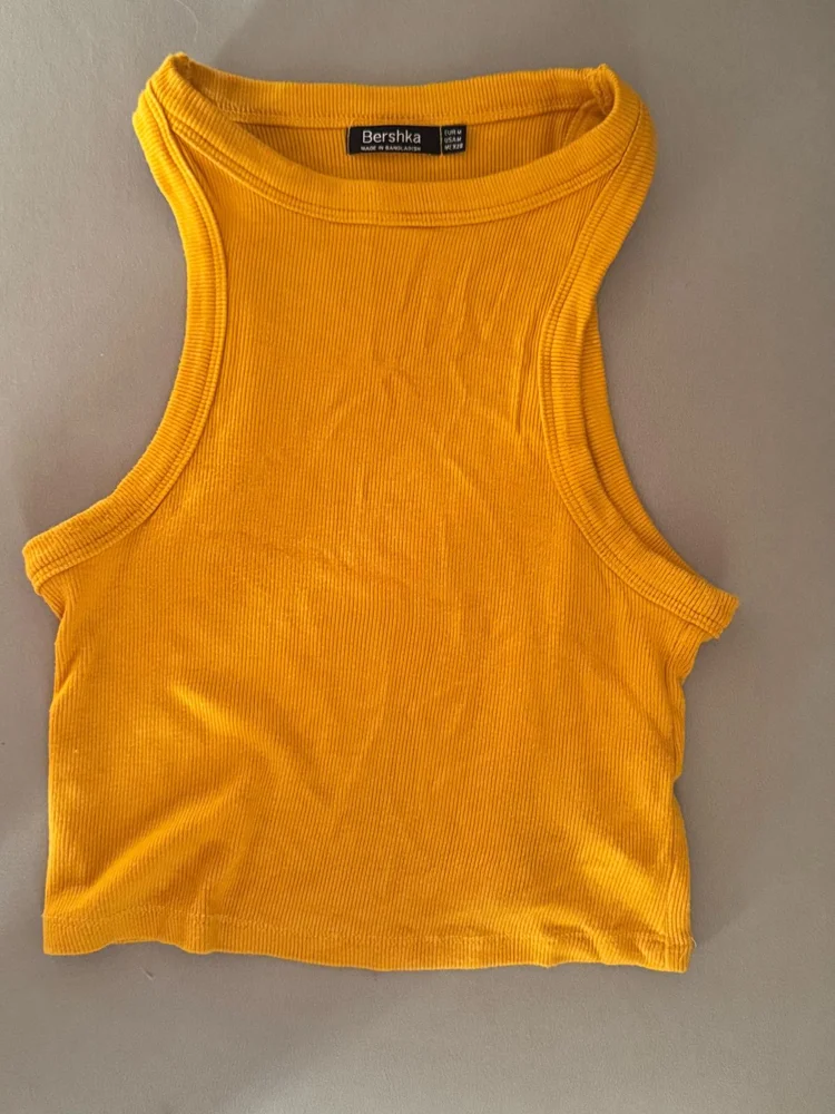Bershka Crop Tops