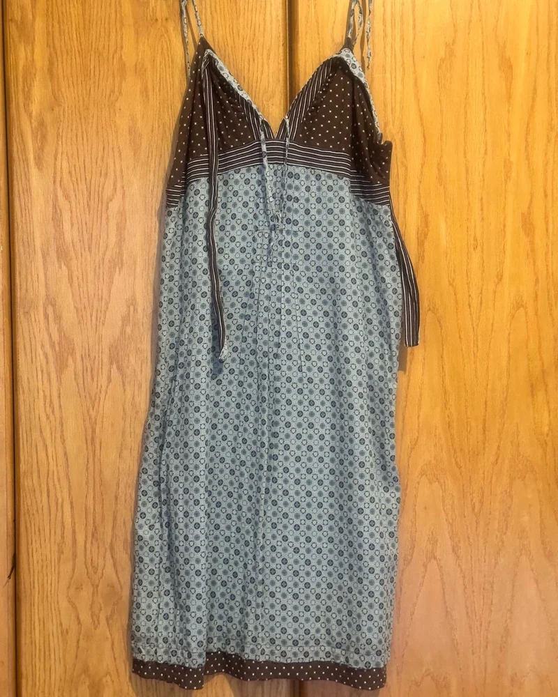 Midi Dresses