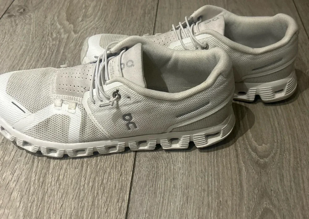 On Cloud Sneakers, size 39, photo 2