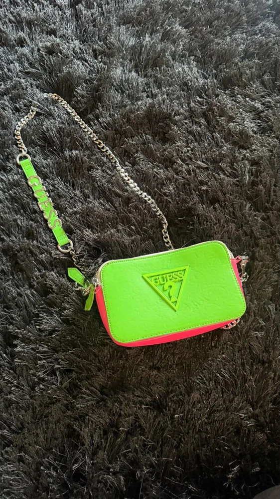 GUESS Cross-Body Bag