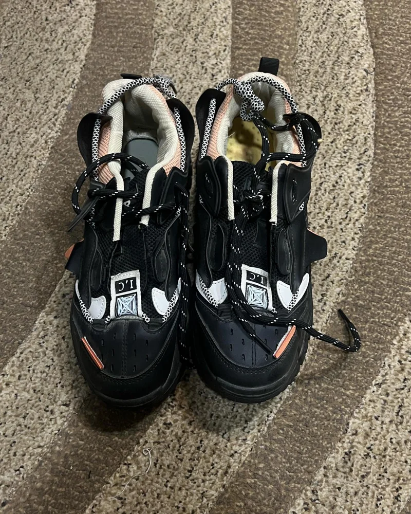 Sneakers, size 39, photo 2