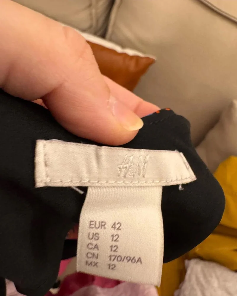 H&M T-shirts, size XL / 42 / 14, photo 4