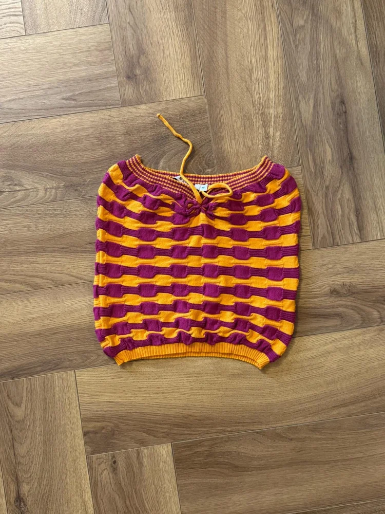 NA-KD Crop Tops