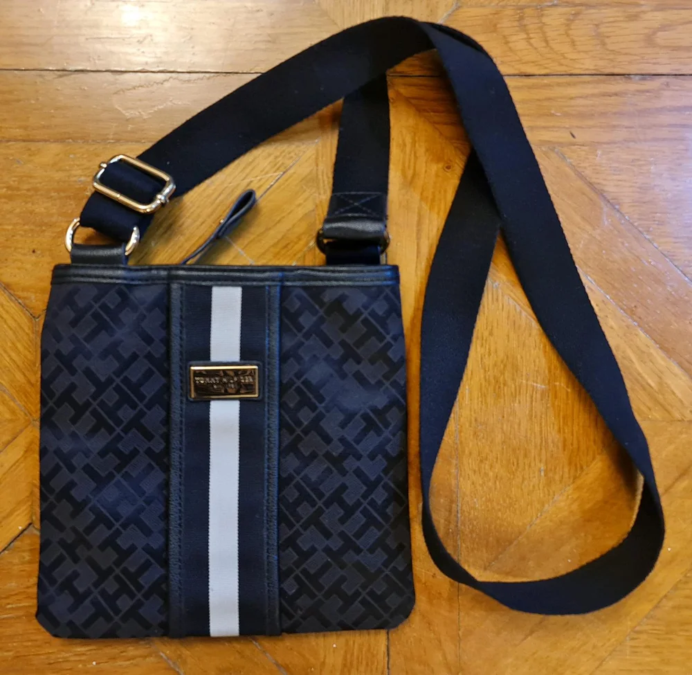 Tommy Hilfiger Cross-Body Bag