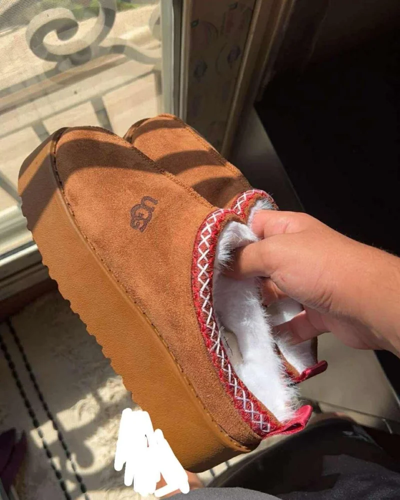 UGG Since 1974 Boots, size 37, photo 5