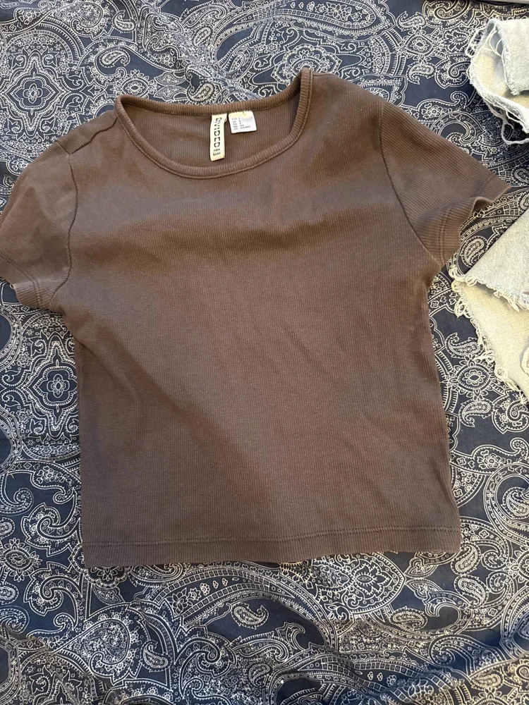H&M Crop Tops