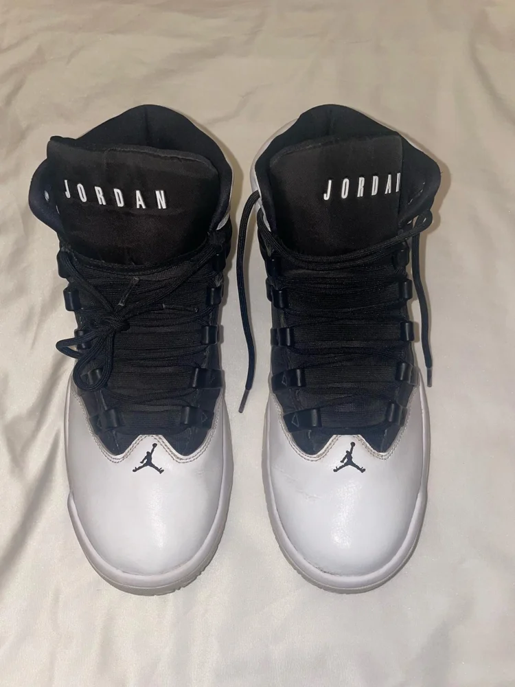 Jordan Sneakers, size 45.5, photo 3