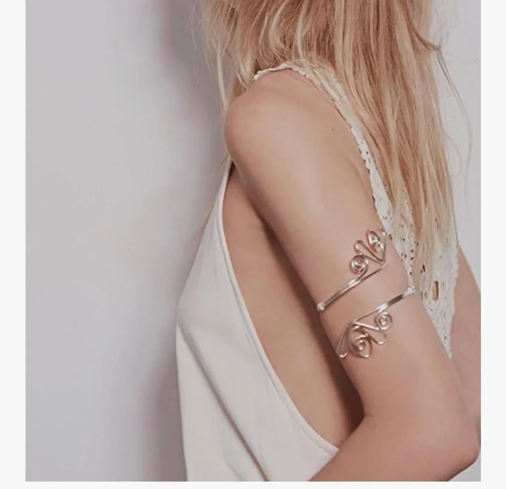 Bracelets, size Other, photo 2