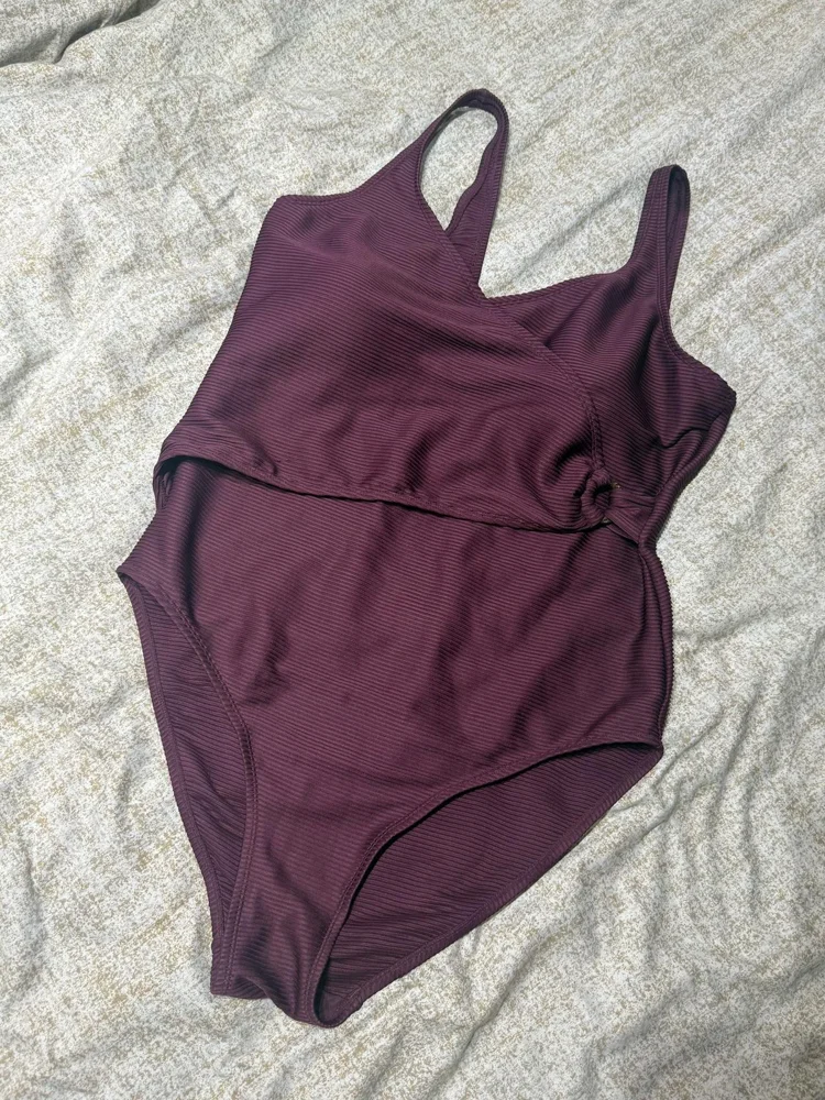 One-Piece Swimsuits, size Other, photo 2