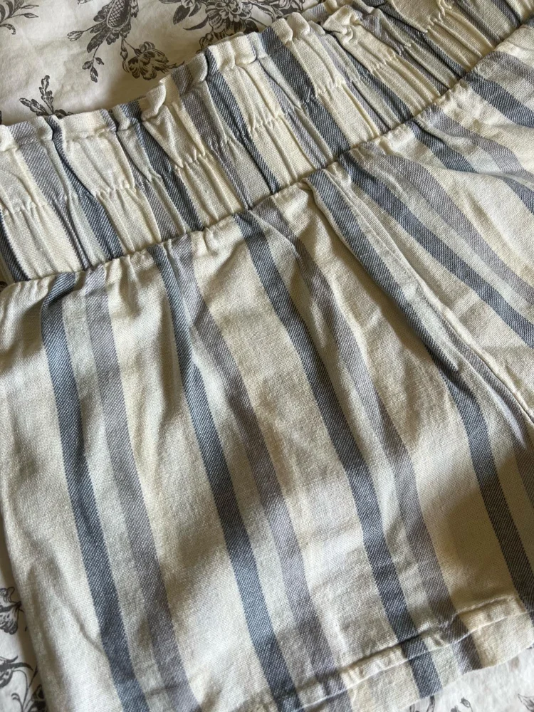 Forever 21 Shorts, size XS / 34 / 6, photo 2