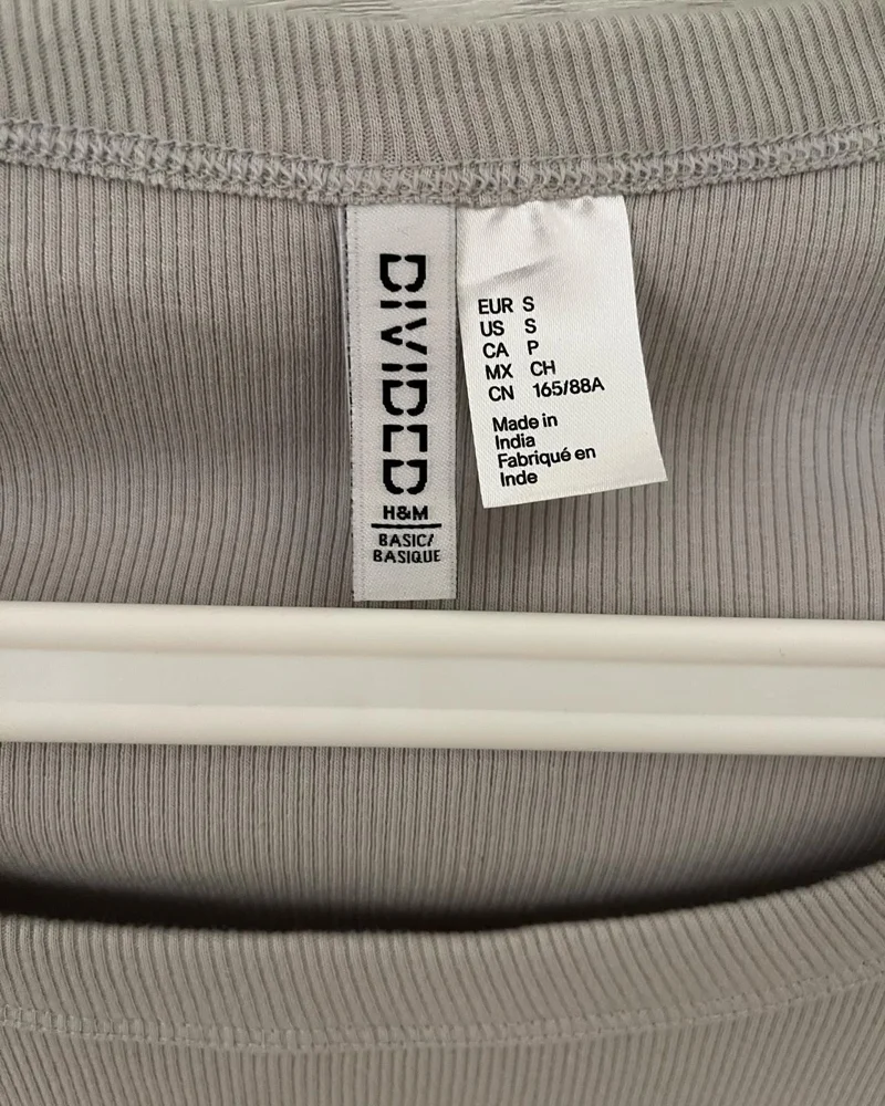 H&M T-shirts, size S / 36 / 8, photo 3