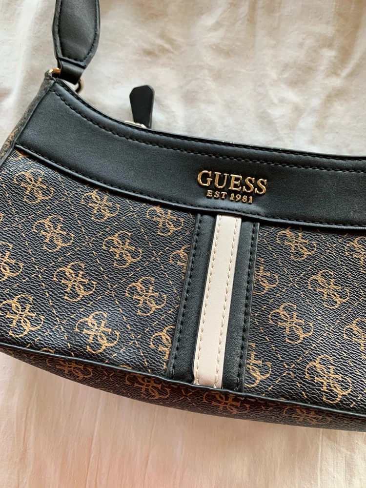 GUESS Shoulder Bag, size Other, photo 3