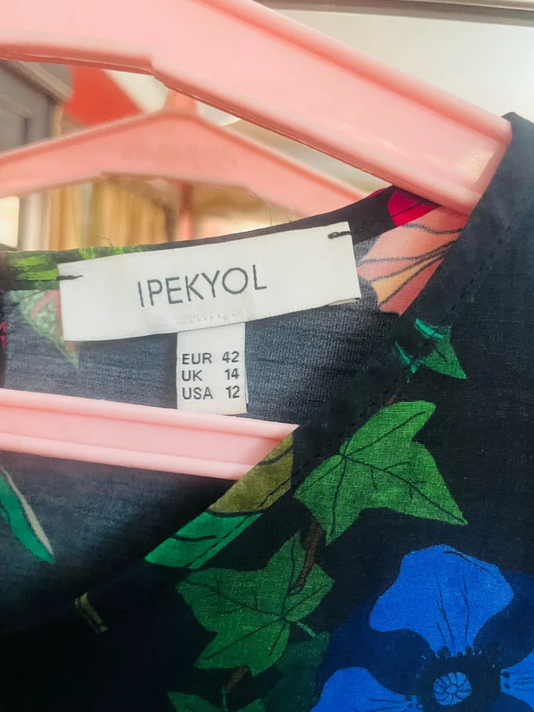 Midi Dresses, size XL / 42 / 14, photo 3