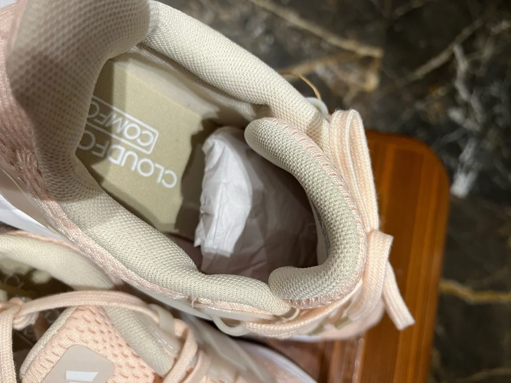 adidas Sneakers, size 40.5, photo 2