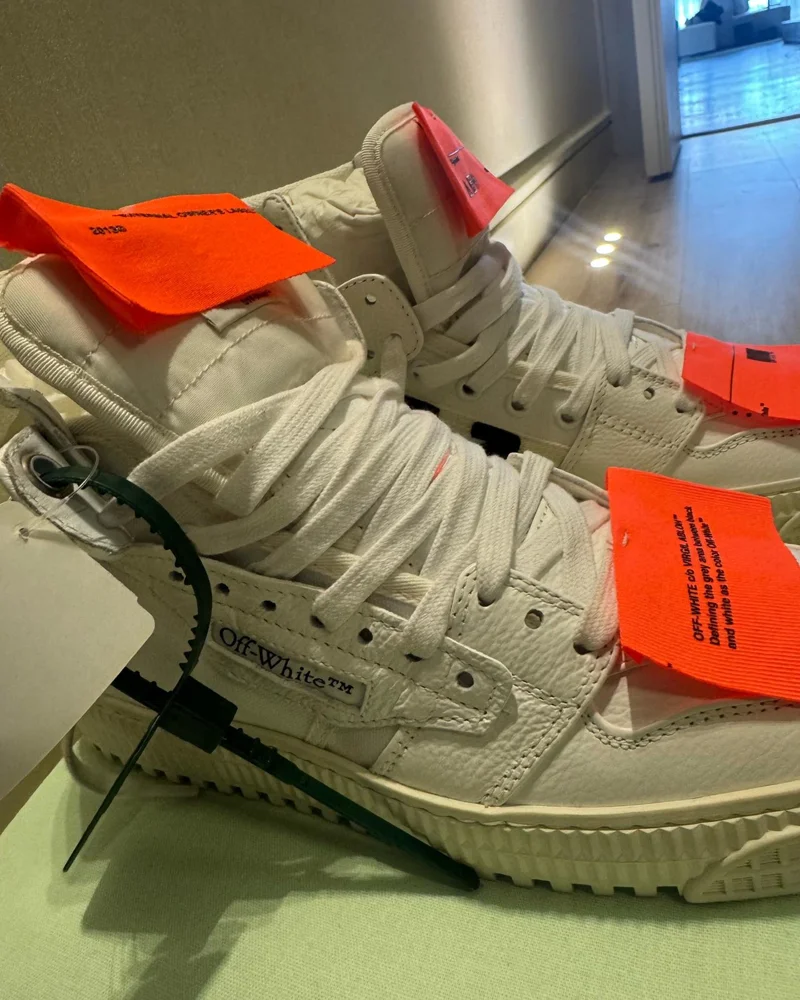Off-White Sneakers, size 38, photo 3