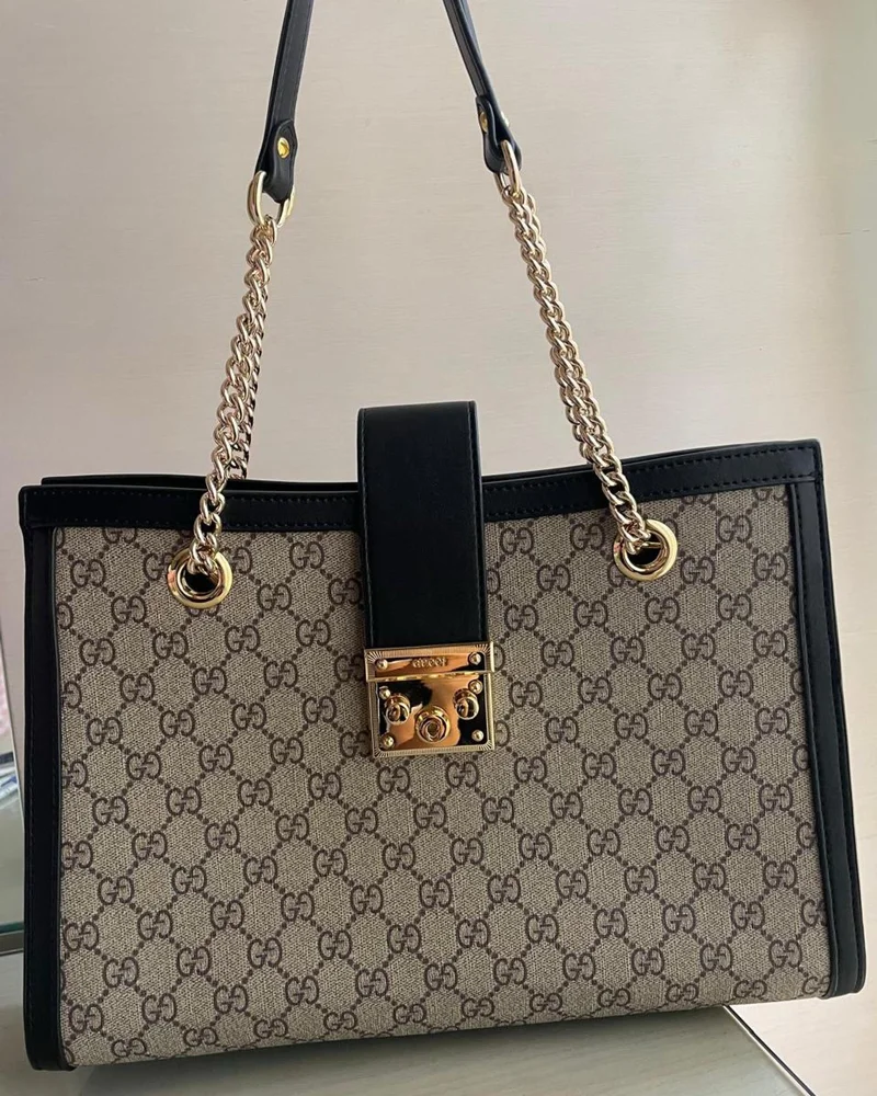 Gucci Shoulder Bag