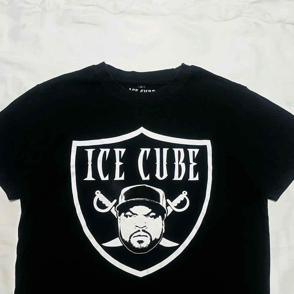 T-shirts, size M, photo 3