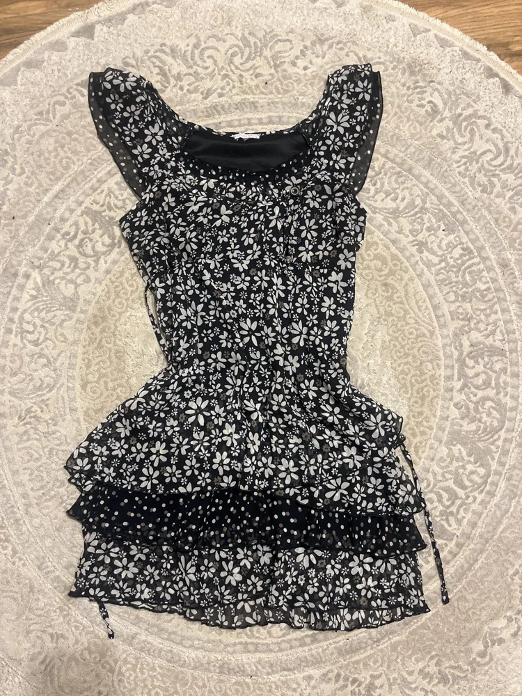 Midi Dresses
