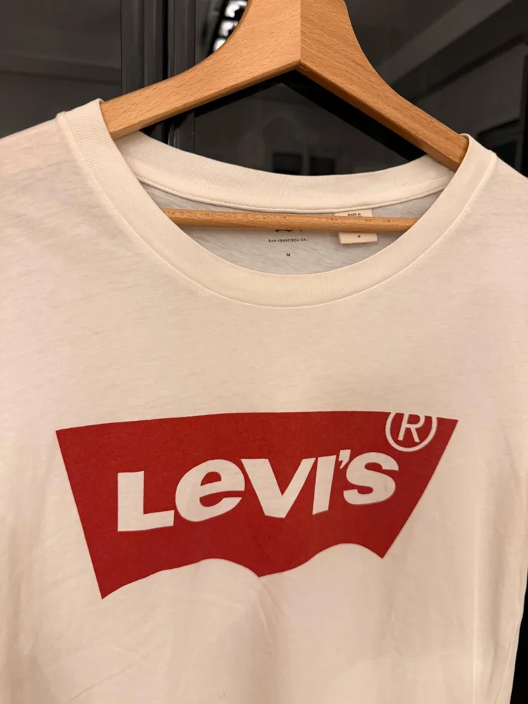Levi's T-shirts, size M / 38 / 10, photo 2