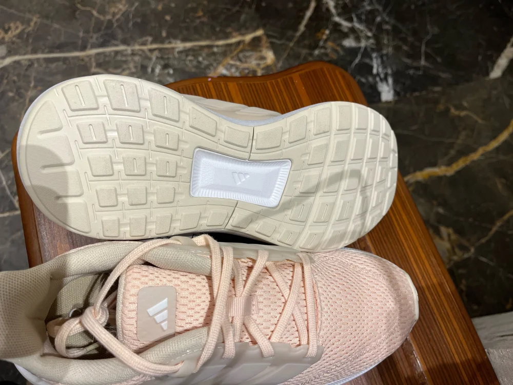 adidas Sneakers, size 40.5, photo 3