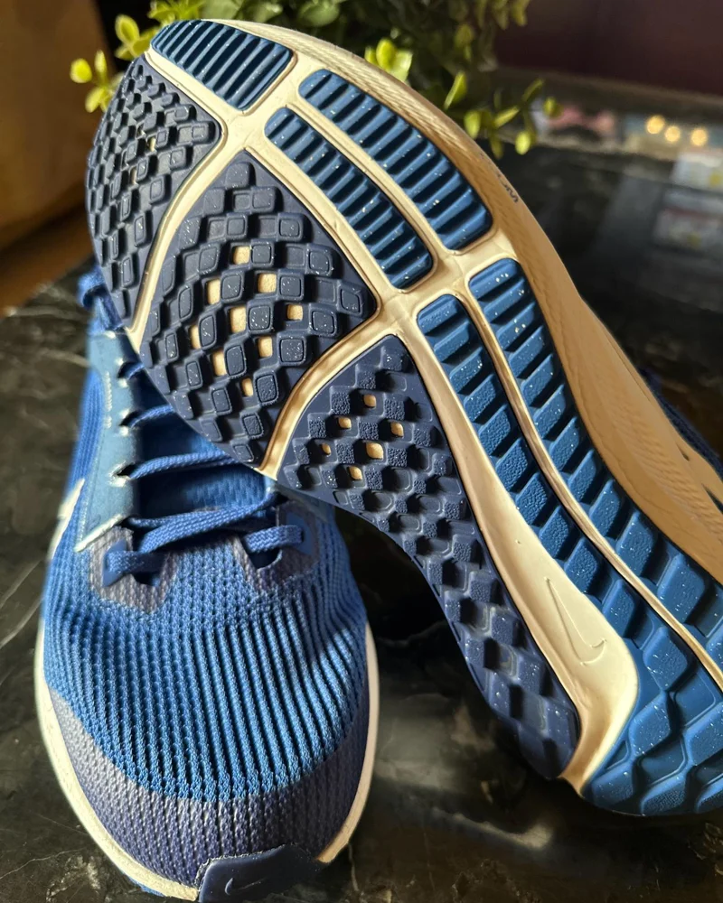 Nike Sneakers, size 38.5, photo 3