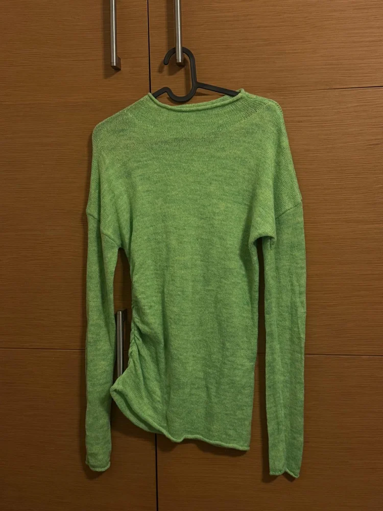 Zara Sweaters & Pullovers
