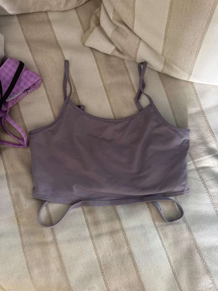 Alo Yoga Crop Tops