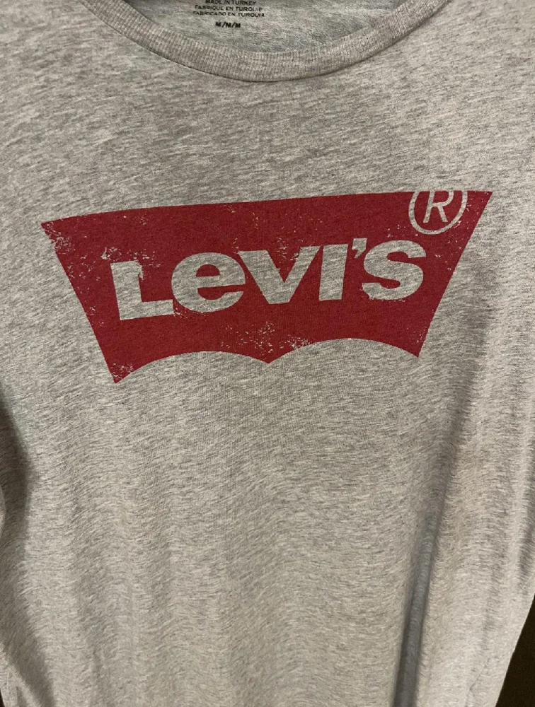 Levi's T-shirts, size M, photo 3