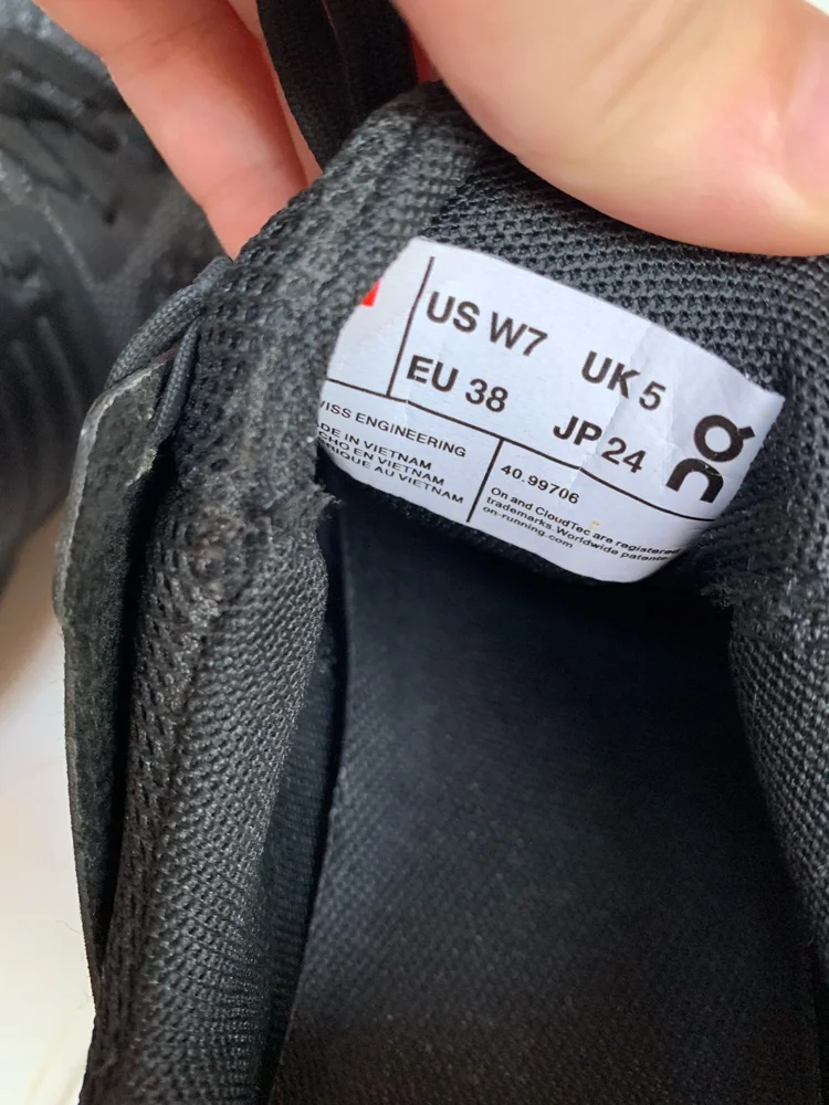 On Cloud Sneakers, size 38, photo 3