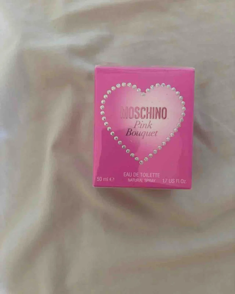 Moschino Perfume