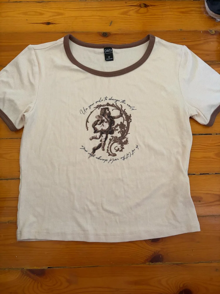 Dazy T-shirts