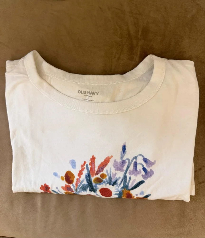 Old Navy T-shirts