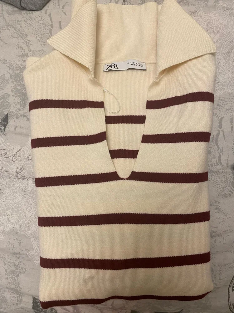 Zara Sweaters & Pullovers