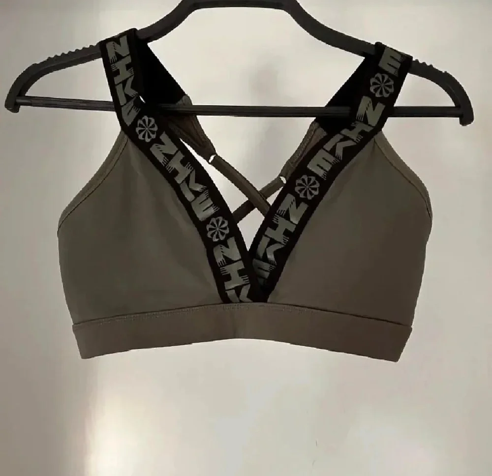 Nike Sports Bras, size M / 38 / 10, photo 2