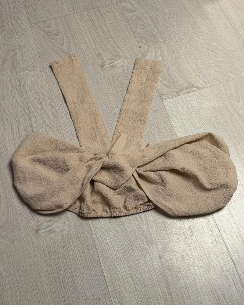 PrettyLittleThing Crop Tops