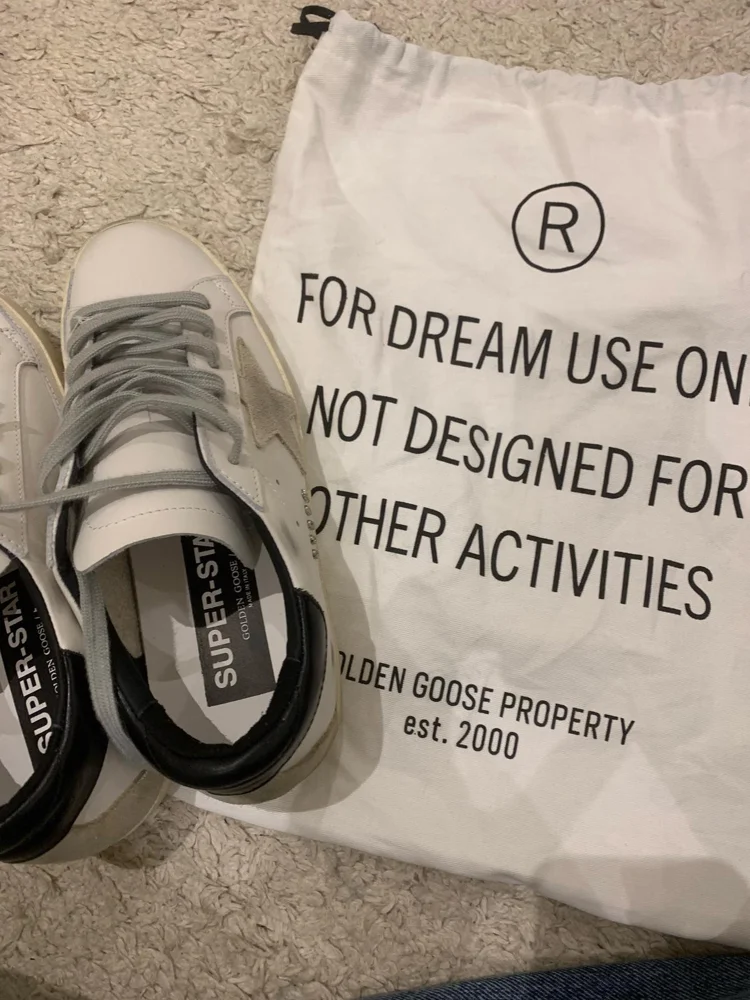 Golden Goose Sneakers, size 38, photo 3