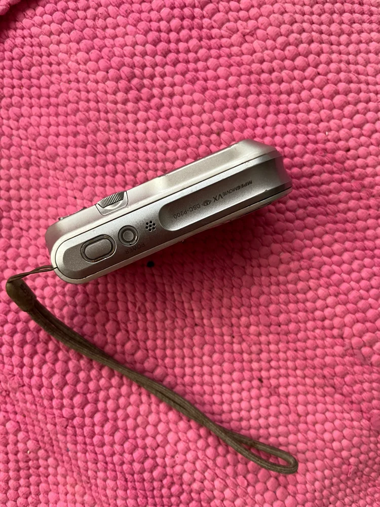 Digital Cameras, size Other, photo 3