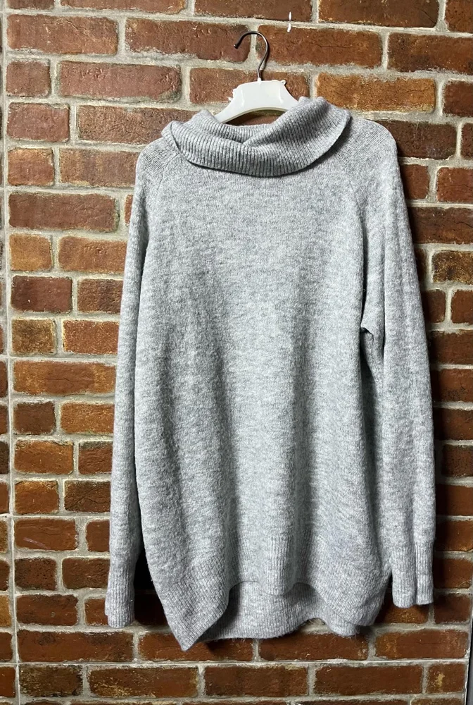H&M Divided Sweaters & Pullovers